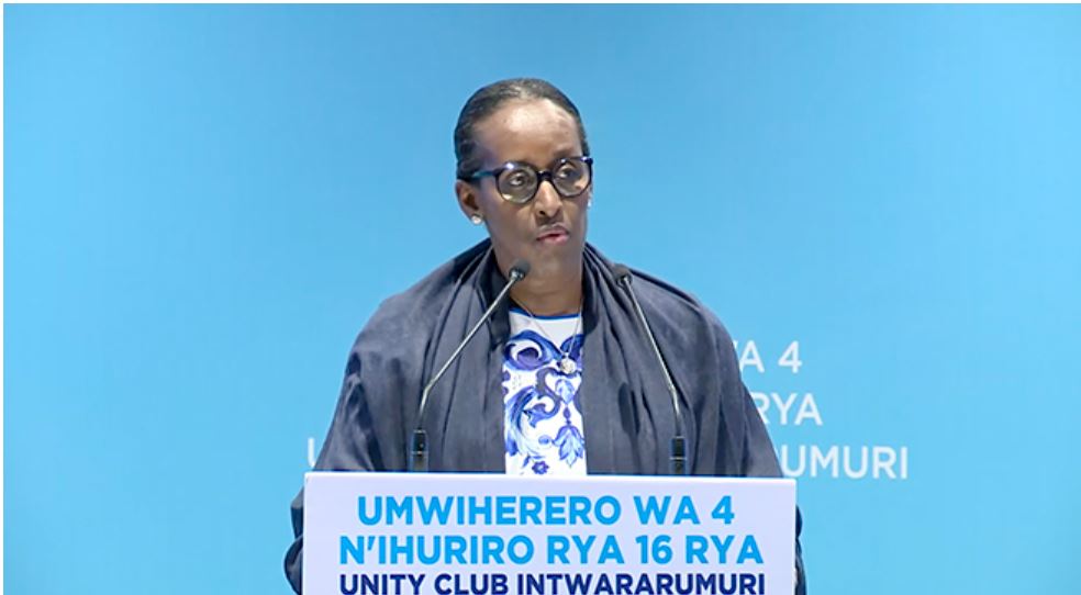 Unity Club: Madamu Jeannette Kagame Yasabye Abakiri Bato Kwimika Ndi ...