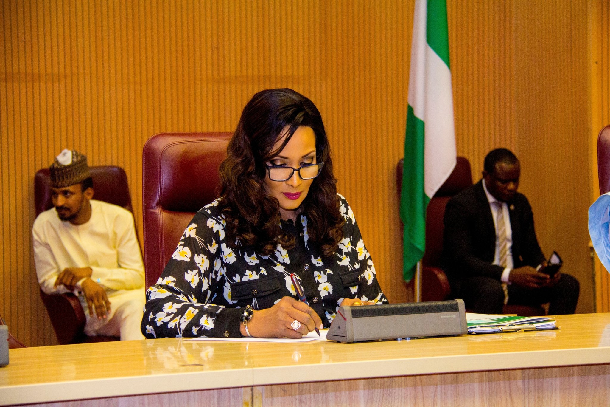 Minisitiri w’ububanyi n’amahanga wa Nijeriya, Bianca Odumegwu-Ojukwu agaragazako Nijeriya ihangayikishijwe n’ibikorwa by’ivangura n’ihohoterwa bikorerwa abaturage bayo bari muri Afurika y’epfo