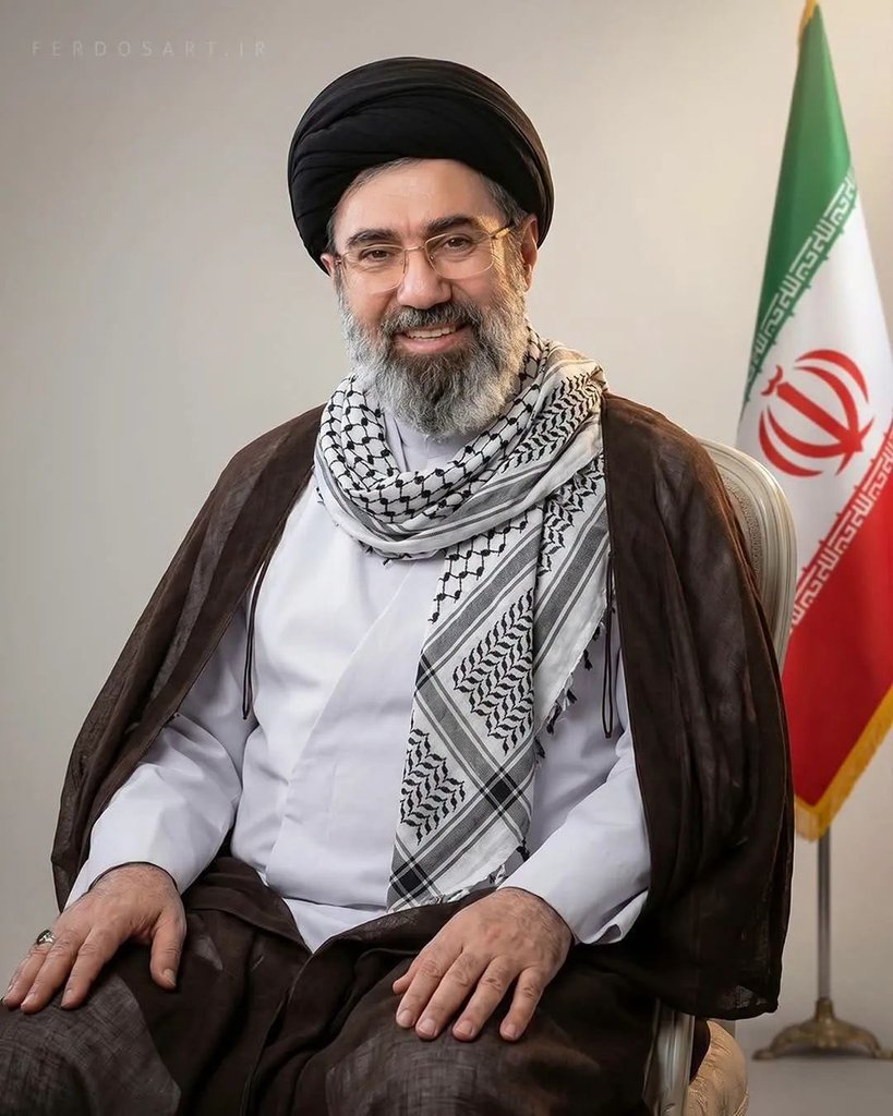 Mojtaba Khamenei yavuze ko Uburasirazuba bwo Hagati butazongera kuba ingabo zirinda ibirindiro bya Amerika.