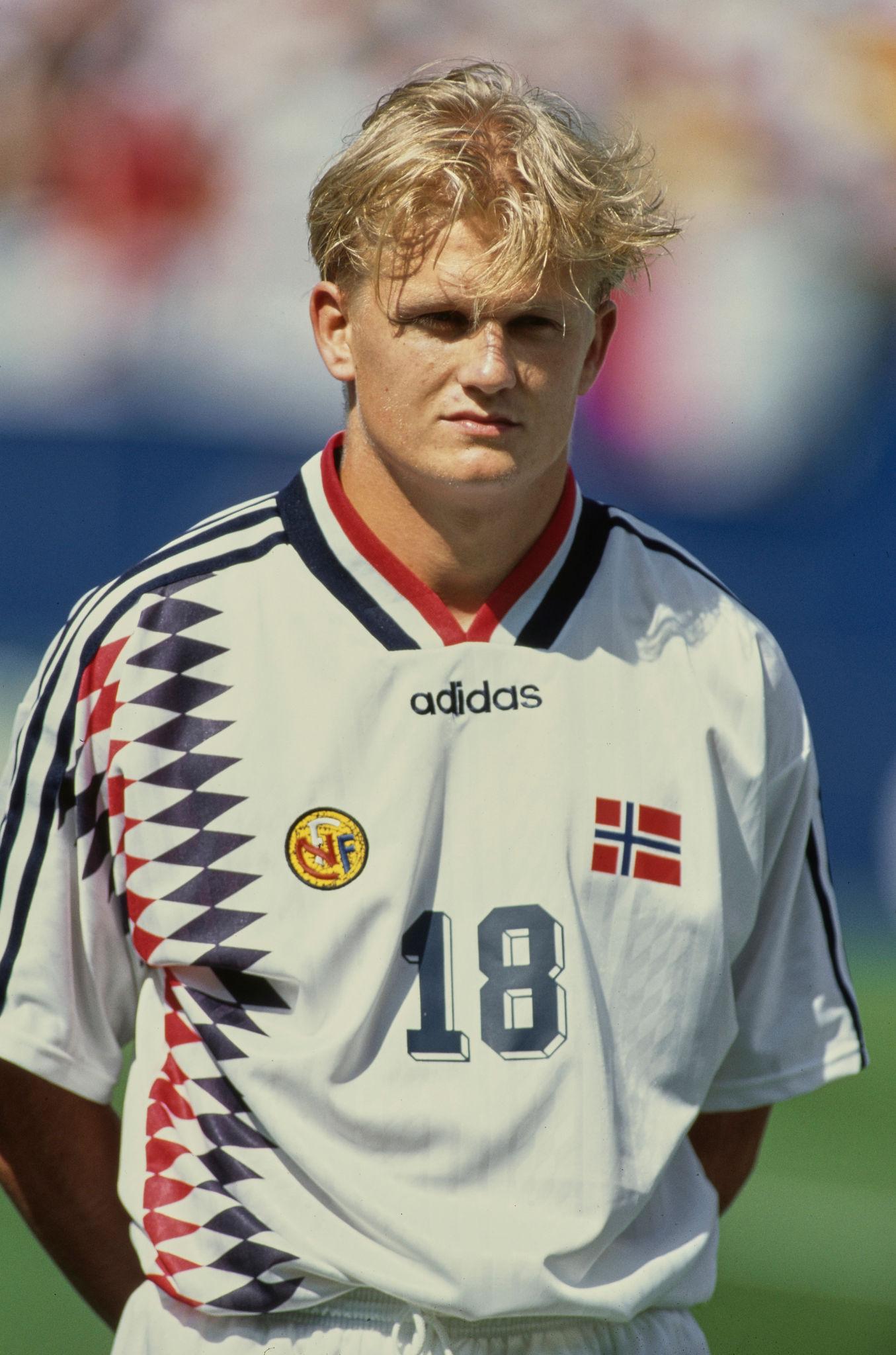 Se wa Erling Haaland ,Alf-Inge Haaland nawe yakiniye ikipe y’igihugu cye cya Norvège, mu gikombe cy’Isi cya 1994.