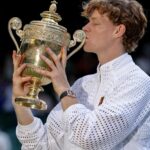 Jannik Sinner akomeje kwandika amateka yegukana Wimbledon ya kabiri yikurikiranya.